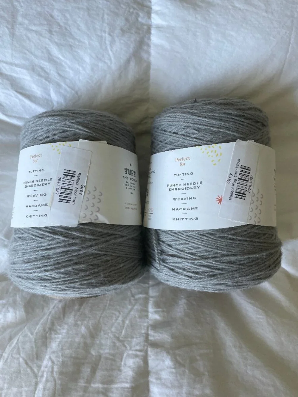 Tuft The World Reflect Wool Cone Yarn - 2 Cones